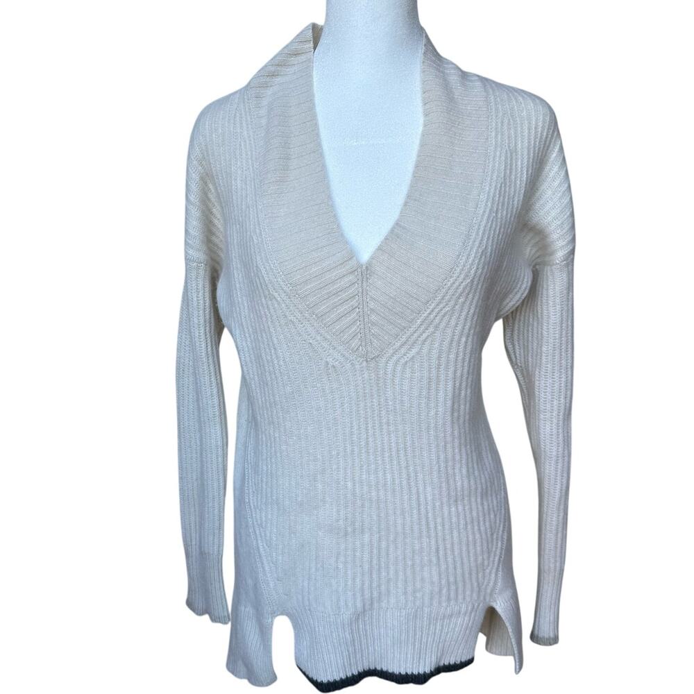 White + Warren 100% Cashmere Sweater - Size Small
